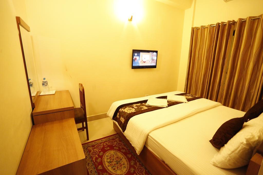 Mahadev Hotel Kathmandu Exterior photo